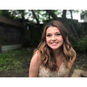 Meet your Posher, Naomi